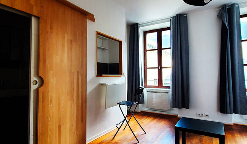 Superbe studio meublé 22m² Champs de Mars de 1  pièce  à Nantes image nº1
