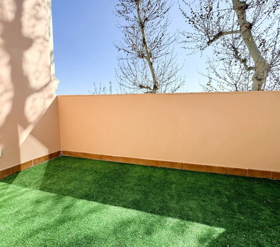 Studio 20m² meublé et rénové +terrasse Menpenti de 1  pièce  à Marseille image nº3