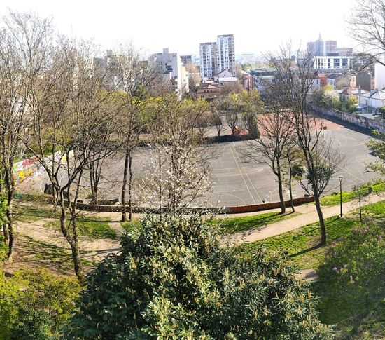 T4 en excellent état avec vue imprenable sur parc de 4  pièces  à Ivry-sur-Seine image nº2