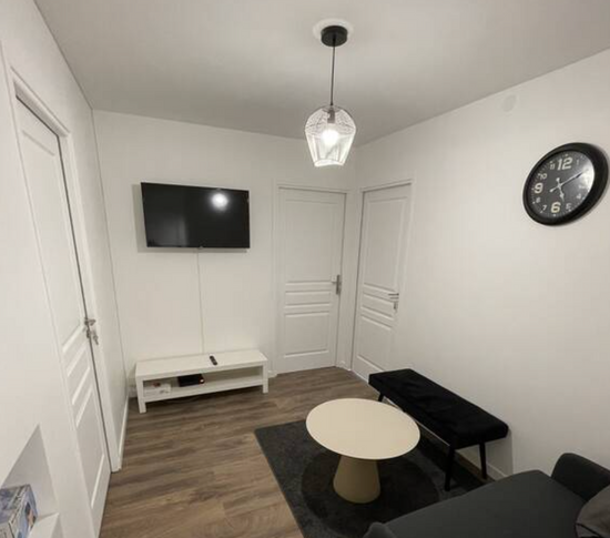 Location meublée chambre 10 m² de 1  pièce  à Villejuif image nº2