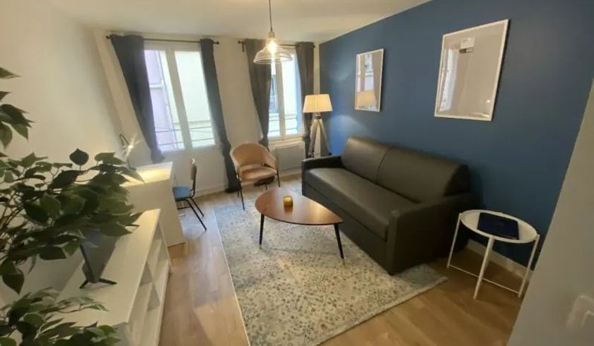 Appartement cosy, décoré avec soin de 1  pièce  à Mantes-la-Jolie image nº1